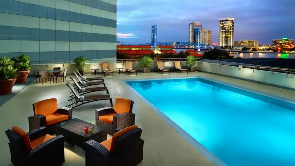 pet-friendly Marriot Jacksonville Florida Downtown is the hotel of Jacksonville a big and beautiful building looking attractive and pool 