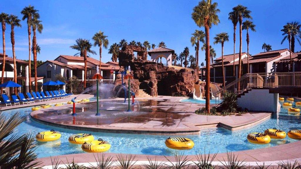 Here Are The Top 10 Resorts In Palm Springs To Visit This Summer