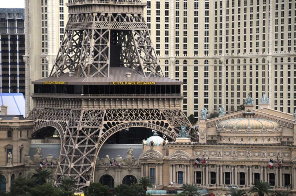 The Restaurant at the Eiffel Tower is very romantic place for couples. The Restaurant is located just beneath the Eiffel tower. It is like a taj Mahal.