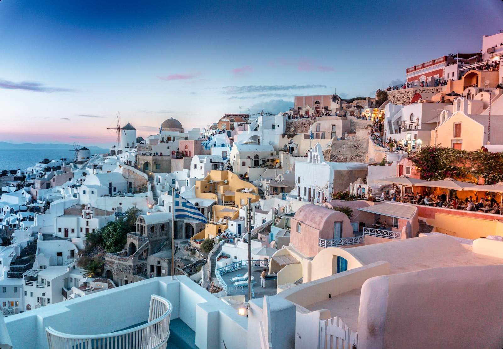 Where To Stay In Santorini? Explore The Best Towns And Places To Visit.